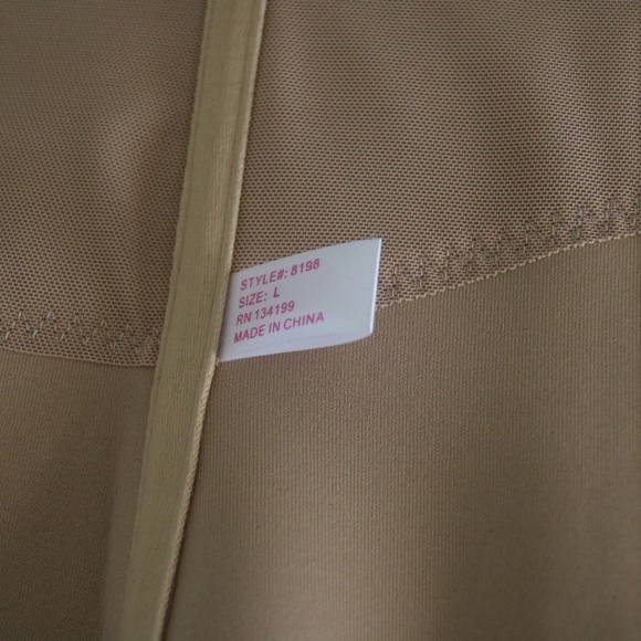 VALENCIA waist clincher New size large - Picture 4 of 6